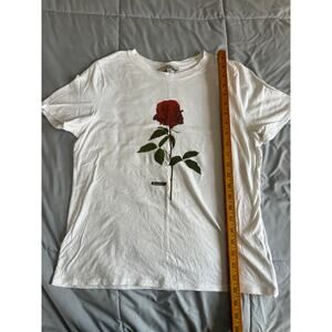 Forever 21 with purpose white rose grateful 100% cotton T-shirt￼‎